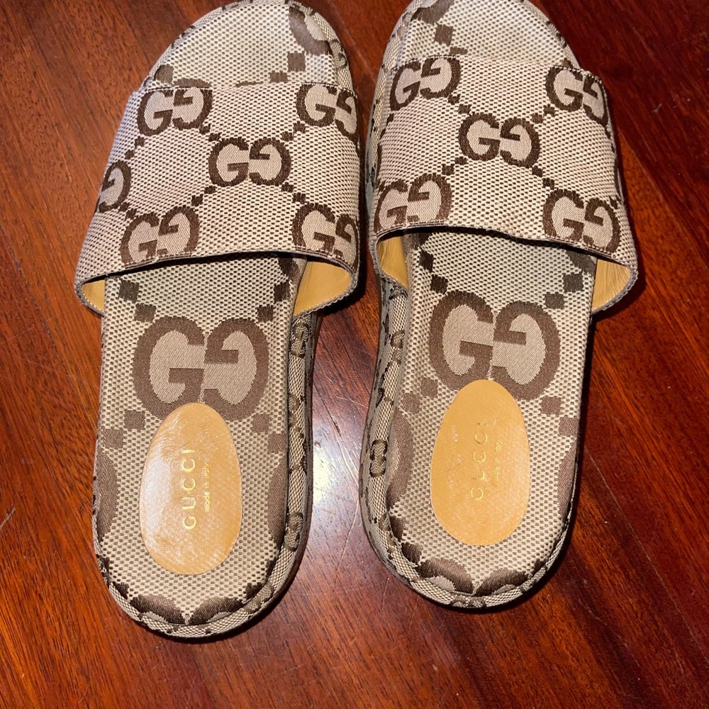 Gucci Angelina GG Logo Platform Slide Sandal - Picture 8 of 10